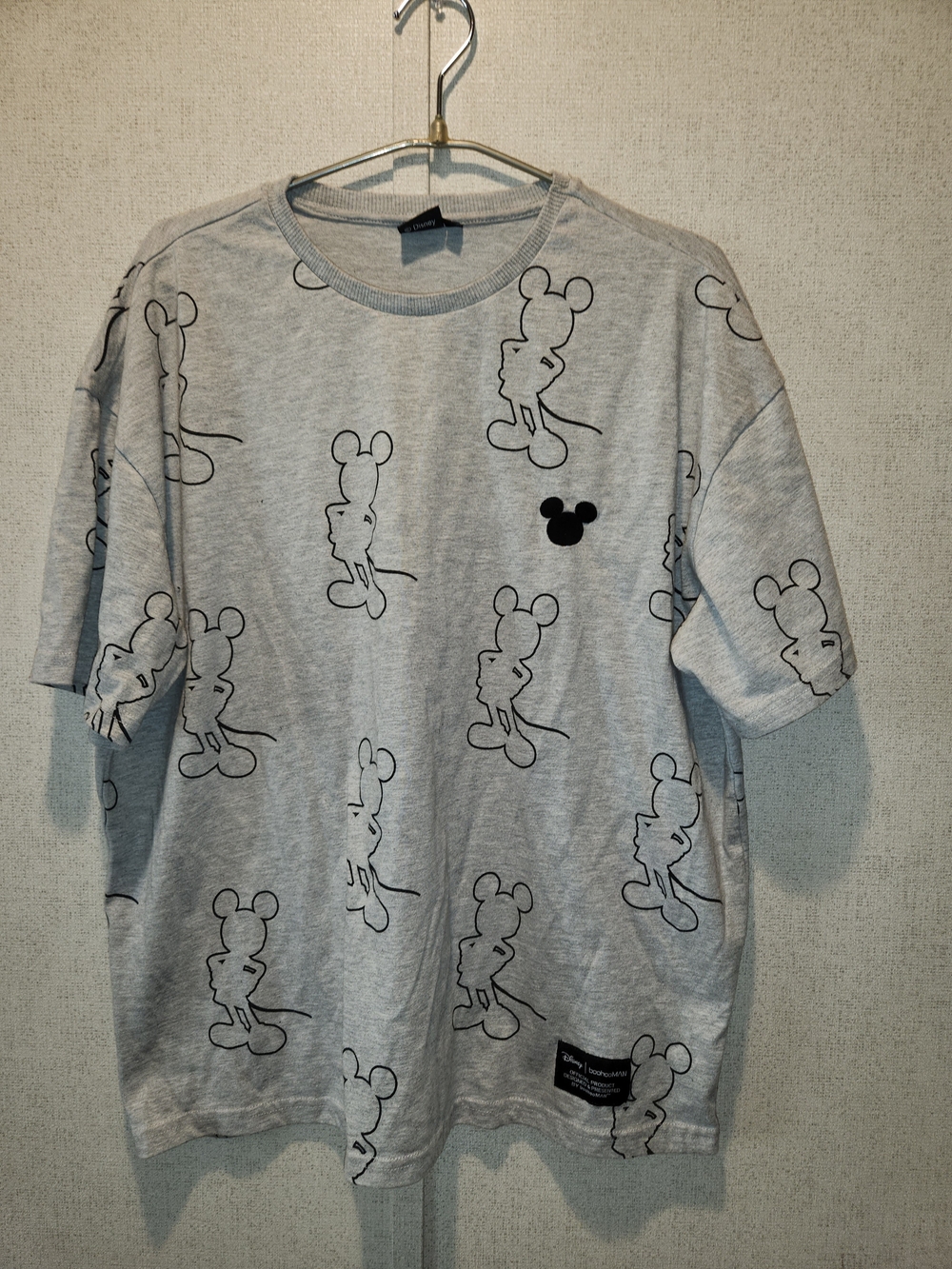 Boohoo Gray Mickey Outline All-Over Print Tee